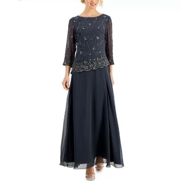 J Kara Dresses & Skirts - J Kara Illusion 3/4-sleeve Beaded-Overlay Gown in Gunmetal Metallic